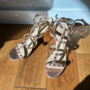 Rockstud heels in Rose Gold US10/ EUR 41